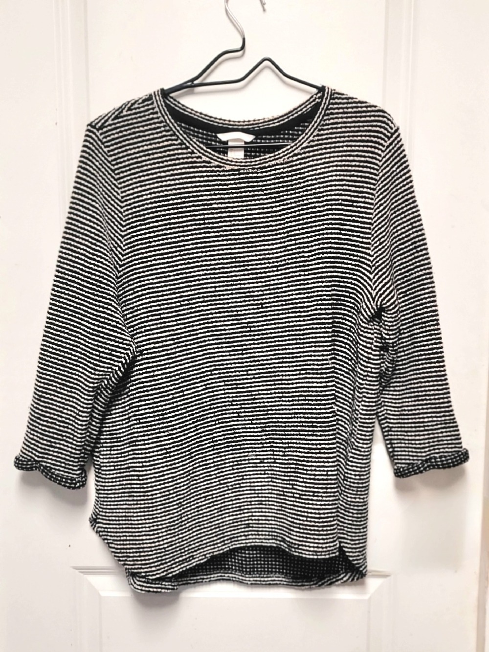 H&M Black & White Textured Stripe Round Neck Pullover Knit Top Womens